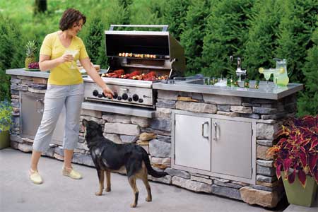 Outdoor Kitchen